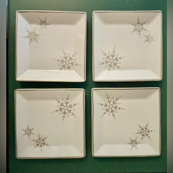 Ulta Beauty 5-pc Square White Snowflake Serving plate Set Christmas Winter - Picture 4 of 8